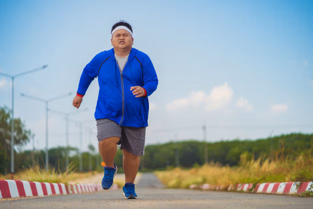 asian man is jogging lose weight