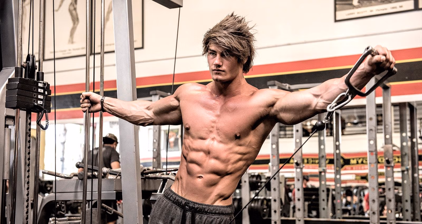 برای رشد عضلات تکرار کم لازم است یا زیاد؟ 1 body builder 2